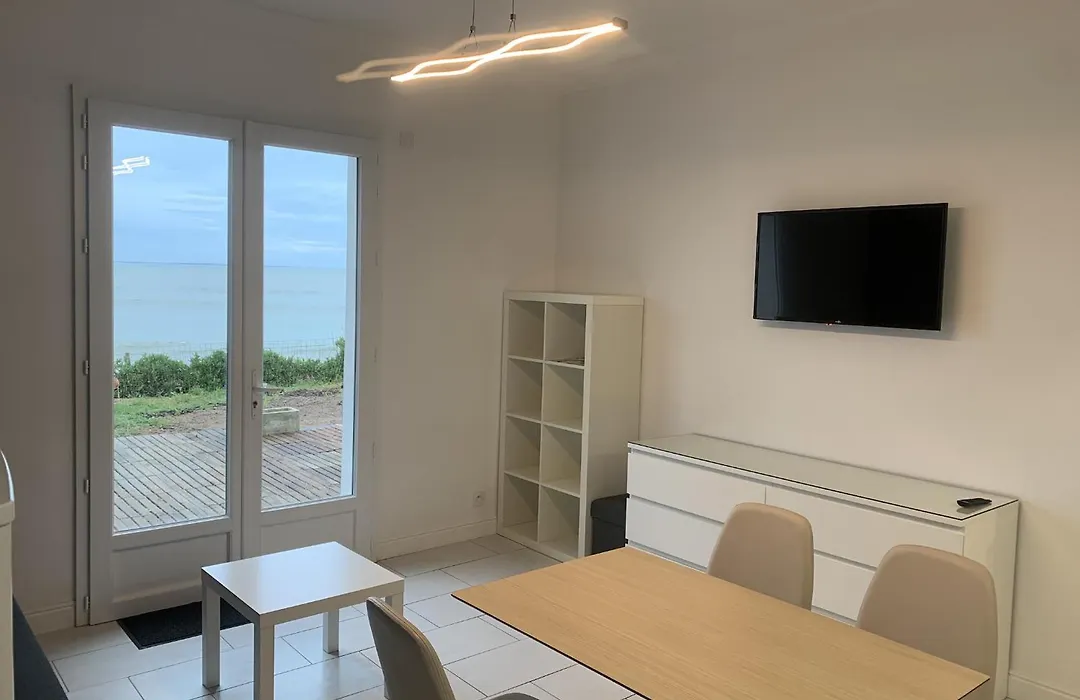 Villa De La Mer Studio-1